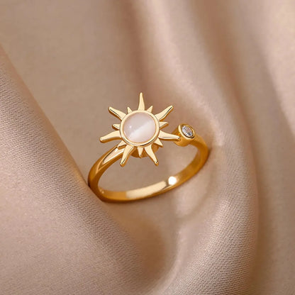Women's Sun Pendant Spinner Ring