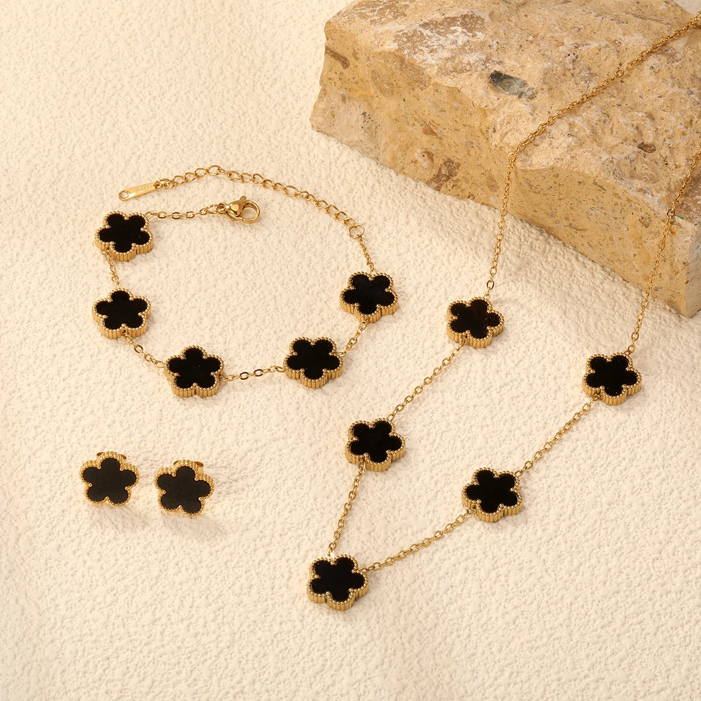 Flower Necklace Earrings Set