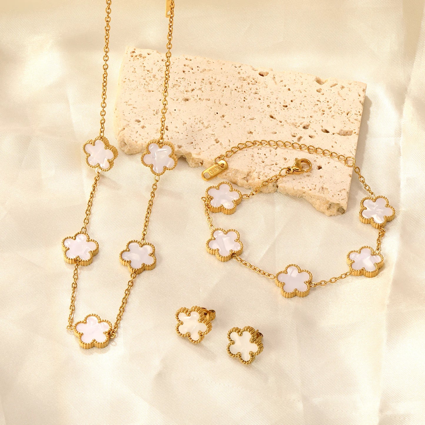 Flower Necklace Earrings Set
