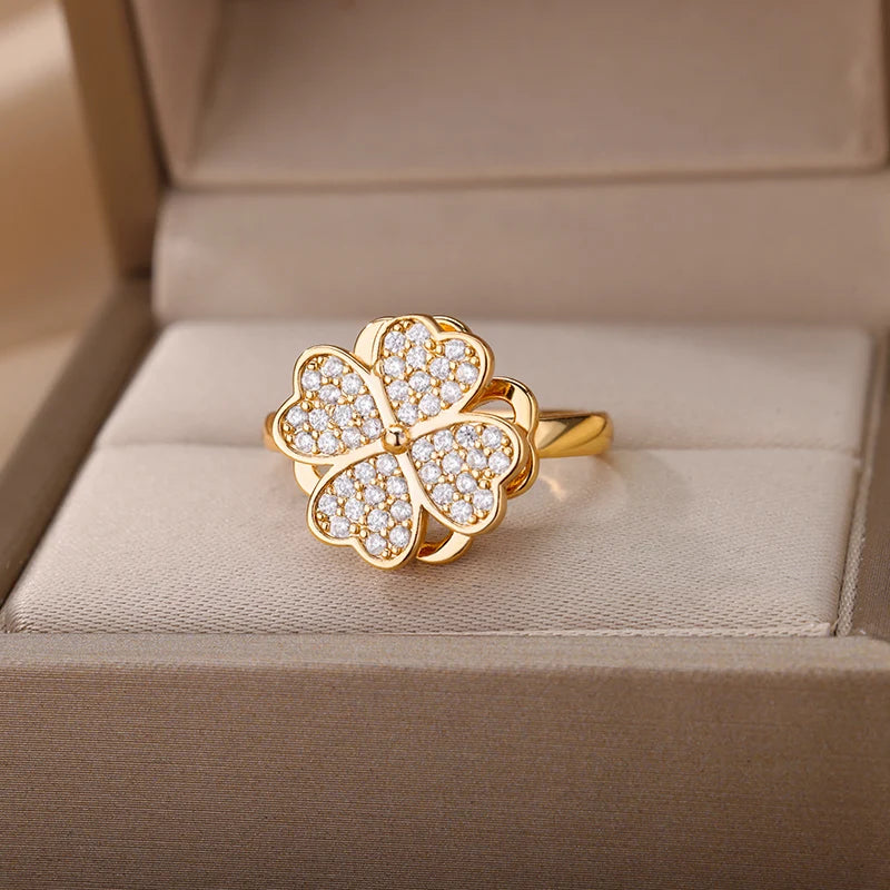 Four-Leaf Clover Spinner Ring