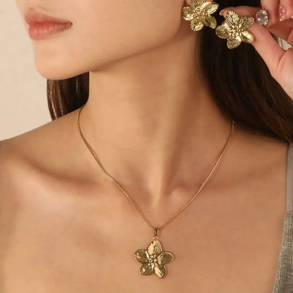 Women's Flower Earrings & Necklace Set